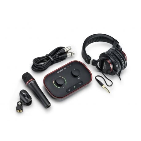 Focusrite Vocaster One Studio Podcasting Kit